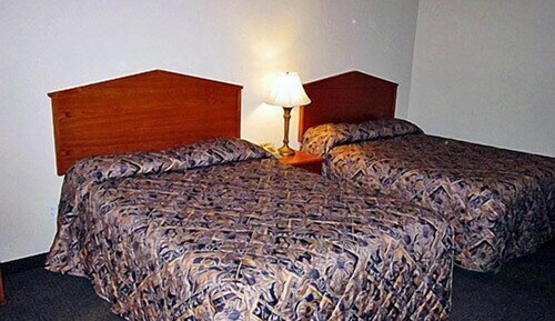 Standard Suite, 2 Queen Beds, Non Smoking