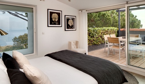 Suite, Sea view