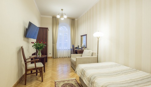 Deluxe Single Room