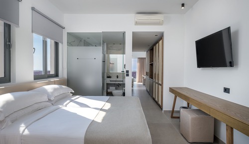 Family Suite, 2 Bedrooms, Partial Sea View