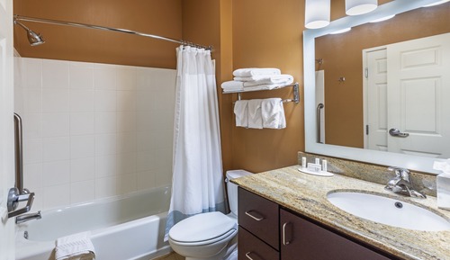 Suite, 1 Bedroom (Mobility/Hearing Accessible, Tub)