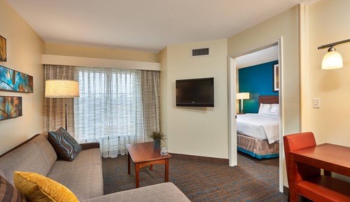 Suite, 1 King Bed with Sofa bed, Non Smoking