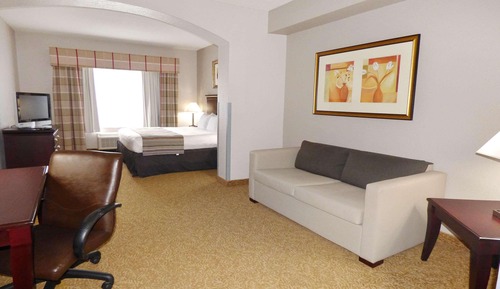 Suite, 1 King Bed, Non Smoking