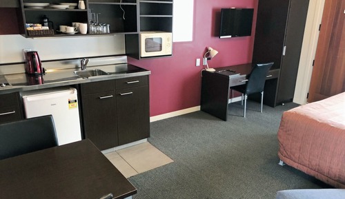 Standard Studio with Kitchenette (Accessible Facility)