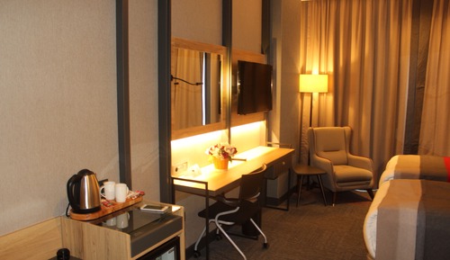 Deluxe Room, 2 Twin Beds, Non Smoking