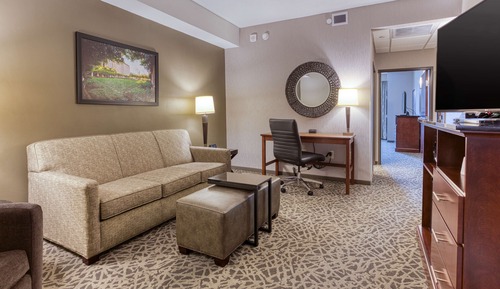 Suite, 1 King Bed with Sofa bed, Accessible (2 Rooms, Hearing, Tub, Upper Floor)