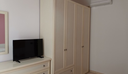 Standard Twin Room, 2 Twin Beds, Private Bathroom