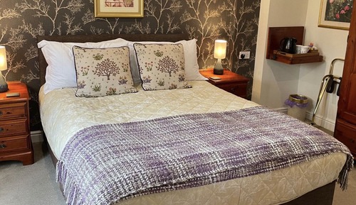 Superior King Double (Room 8)