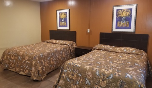 Basic Double Room, 2 Queen Beds, Smoking