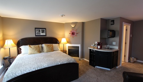 Deluxe Room, 1 King Bed with Sofa bed, Non Smoking, City View