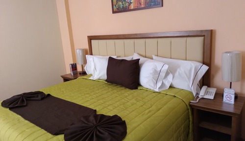 Standard Room, 1 King Bed, Non Smoking