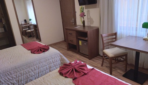 Standard Room, 2 Queen Beds, Non Smoking