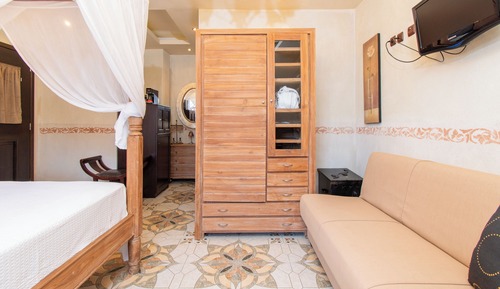 Double Room, 1 Queen Bed