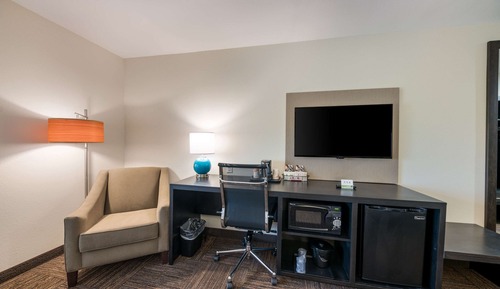 Room, 2 Queen Beds, Accessible, Non Smoking