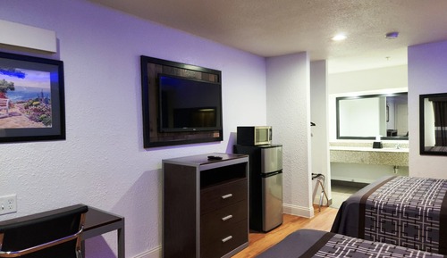 Deluxe Room, 2 Queen Beds, Smoking, Refrigerator & Microwave