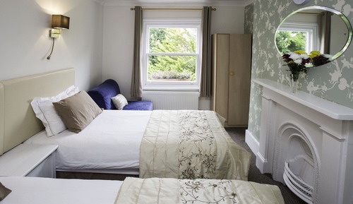 Standard Twin Room, Ensuite