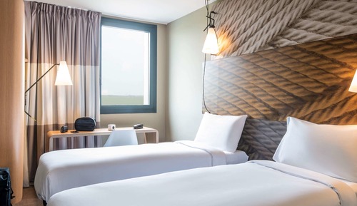 Standard Room, 3 Twin Beds