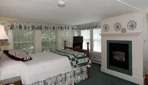 Luxury Double Room, Ensuite, Garden View (Main Inn Room 4)