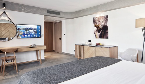 Twin / Double Room Inland View