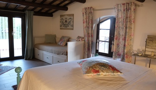 Deluxe Suite, Terrace