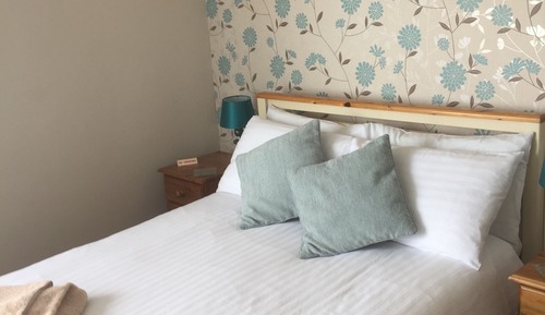 Double Room, Ensuite, Sea View (2nd Floor)