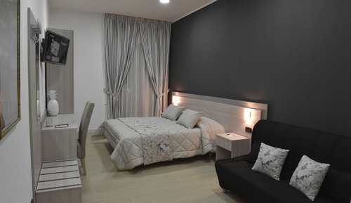 Junior Suite, 1 Double Bed with Sofa bed, Non Smoking