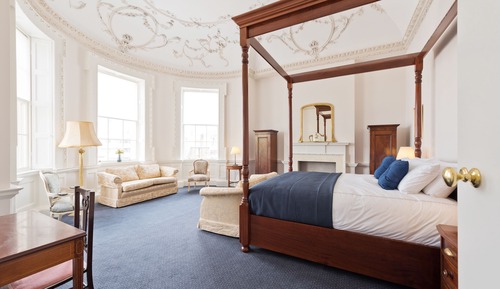 The King Suite