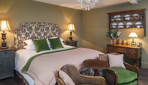 Deluxe Double Room (4)