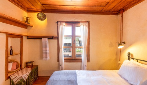 Standard Double Room (BADEM)