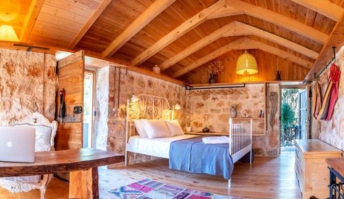 Comfort Room, Kitchenette (SAMANLIK)