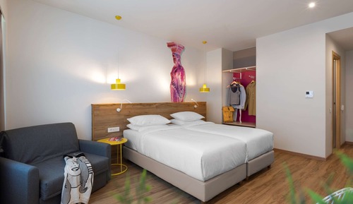 Premium Room