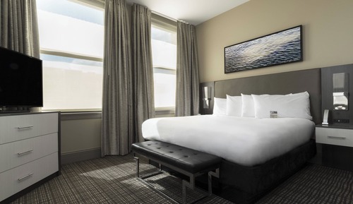 Junior Suite, 1 King Bed with Sofa bed, Non Smoking