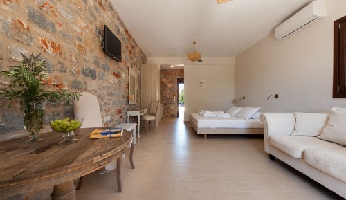 Deluxe Double Room, 1 Bedroom, Ground Floor