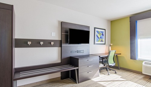 Suite, 1 King Bed, Transfer Shower (Mobility)