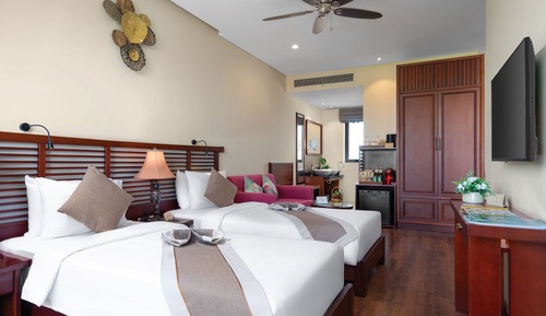 Superior Double Room, Balcony, Garden View