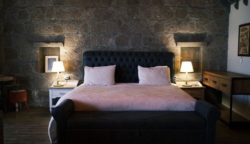 Honeymoon Room