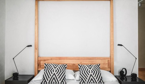 Deluxe Room, 1 Queen Bed, Balcony, Lake View