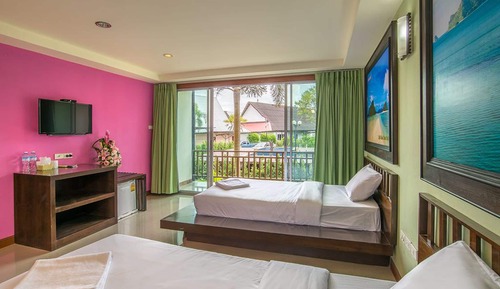 Superior Room with Pool View 