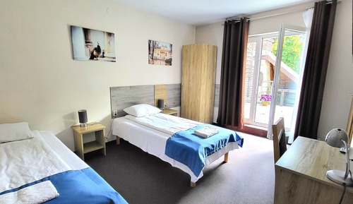 Twin Room, Terrace