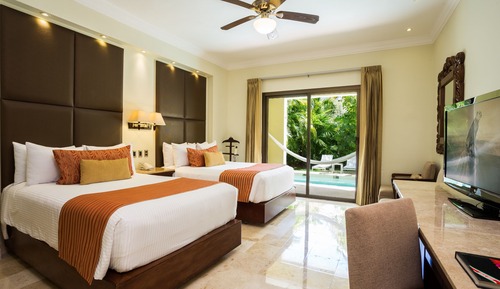 Preferred Club Deluxe Swimout Adult Garden Double