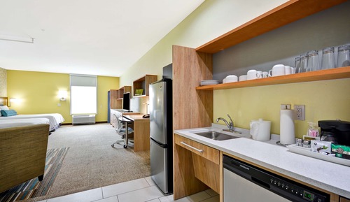 Studio, 1 King Bed, Accessible, Bathtub (Mobility & Hearing)
