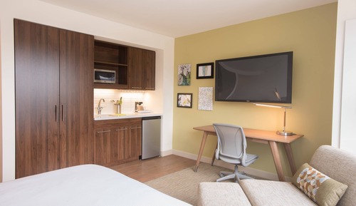 Standard Room, 1 King Bed, Non Smoking