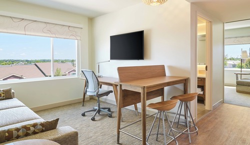 Executive Suite, 1 King Bed with Sofa bed, Non Smoking