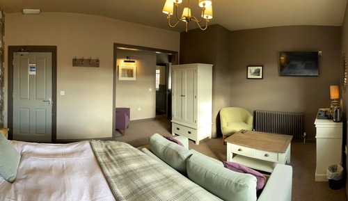 Premium Quadruple Room, Ensuite (Superking or Twin)