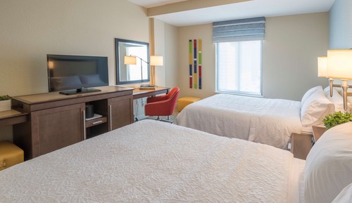 Room, 2 Queen Beds, Accessible, Non Smoking (Hearing)