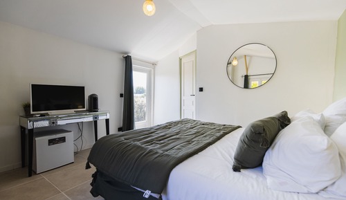 Cabin, Mountain View