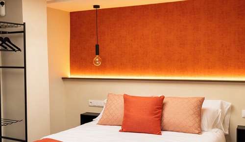 Studio, 1 Queen Bed with Sofa bed, Private Bathroom, City View