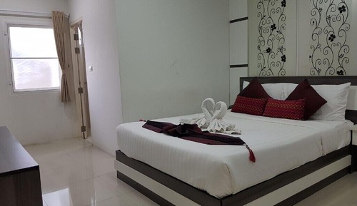 Economy Room, 1 King Bed, Annex Building