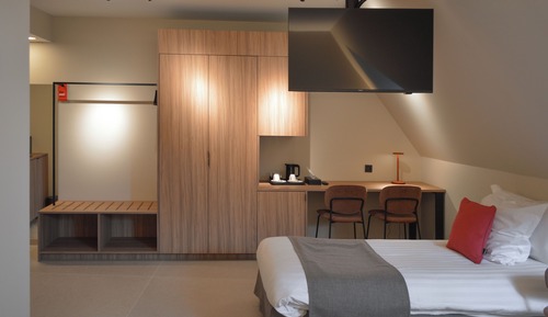 Superior Double Room, City View