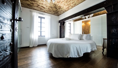 Suite, Sea View